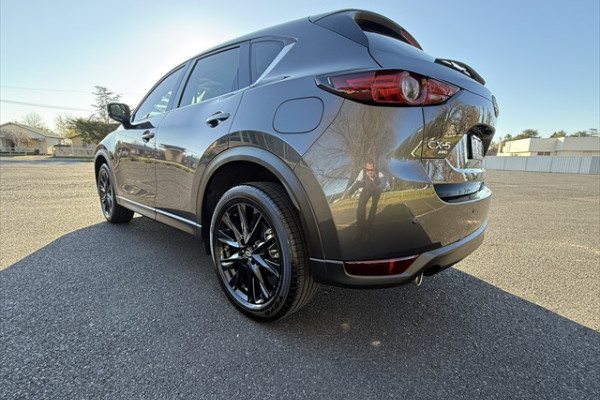 2021 Mazda CX-5 KF Series GT SUV Image 5
