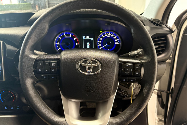 2020 Toyota HiLux  SR Dual Cab Ute Image 9