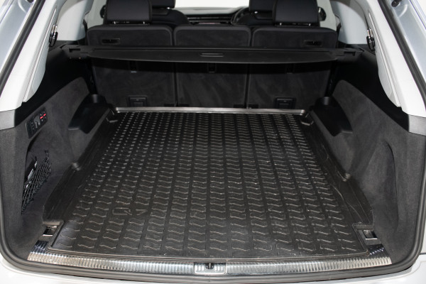 2022 Audi Q7 4M 45 TDI SUV Image 12