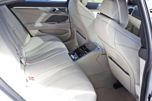 2026 MY25 BMW 8 Series G16 LCI 840i M Sport Sedan image 12