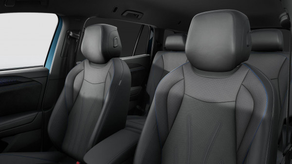 2025 MY26 Volkswagen Tayron R4 195TSI R-Line SUV image 12