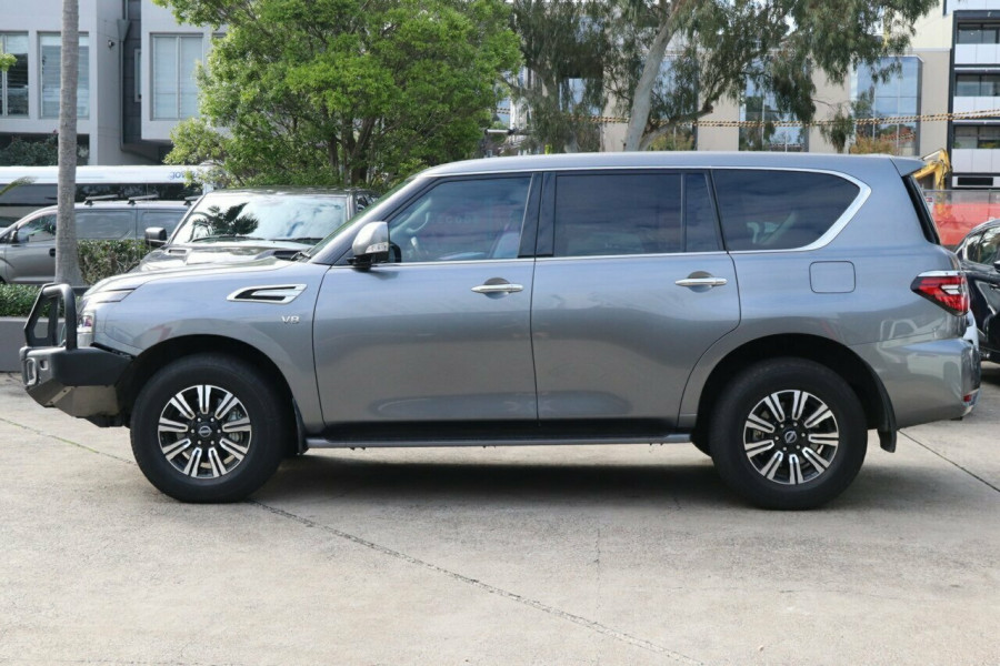 2022 Nissan Patrol Y62 Series 5 Ti SUV Image 18