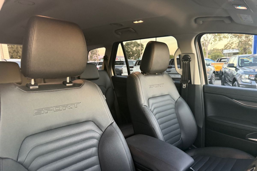 2024 Ford Everest Sport Wagon Image 9