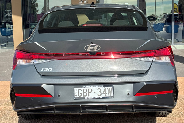 2025 Hyundai i30 CN7.V2  Sedan Image 5