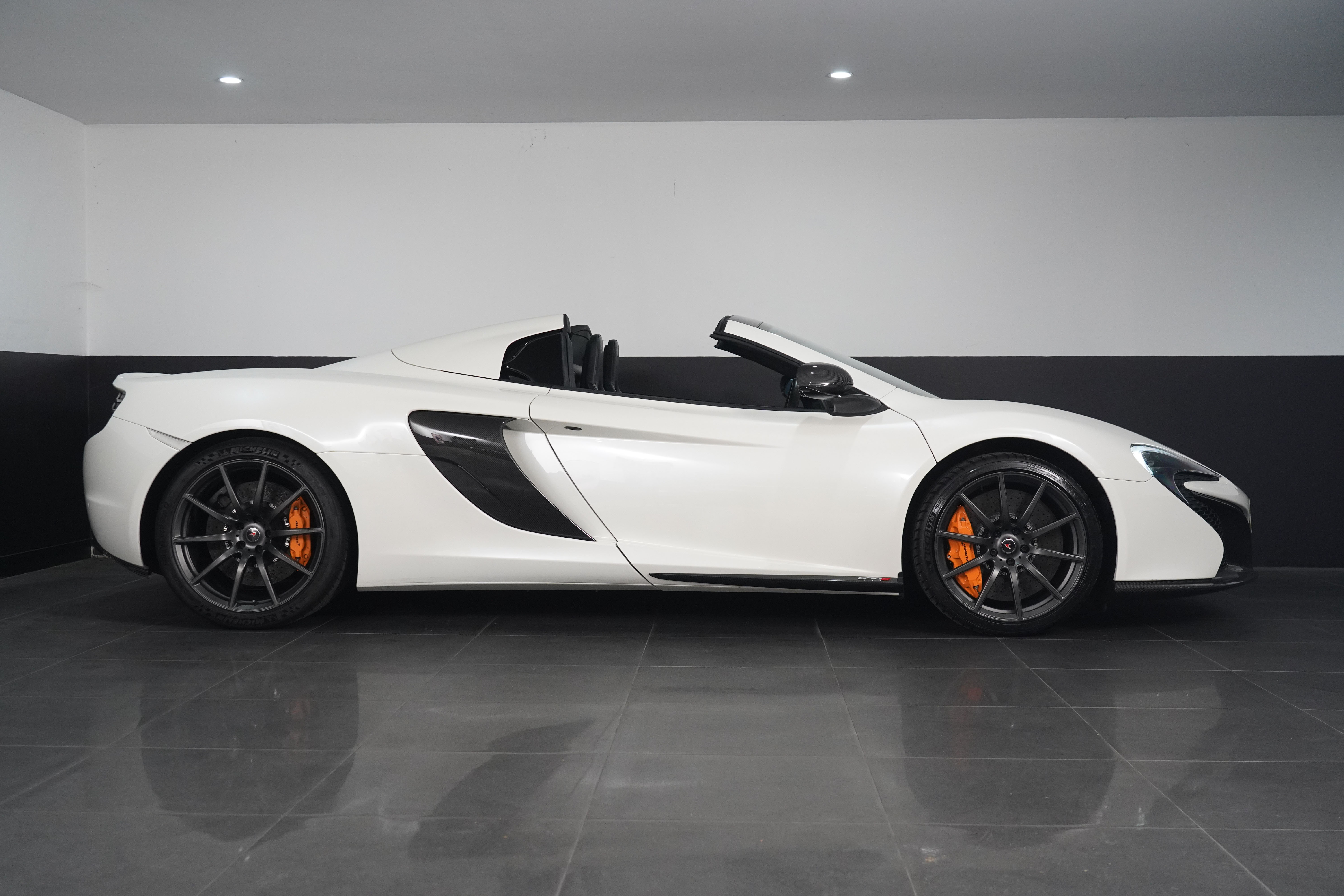 2016 Mclaren 650s Spider  Convertible Image 16