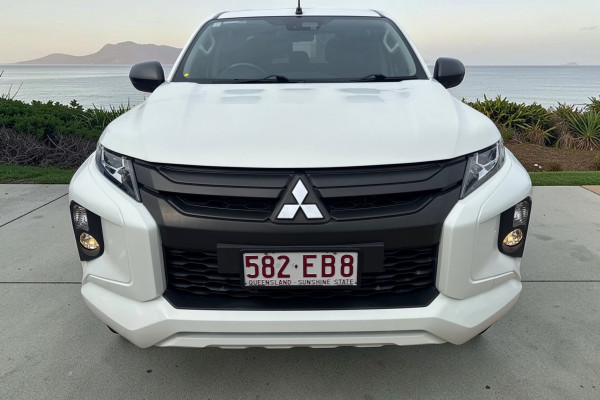 2022 Mitsubishi Triton MR GLX-R Ute Image 2