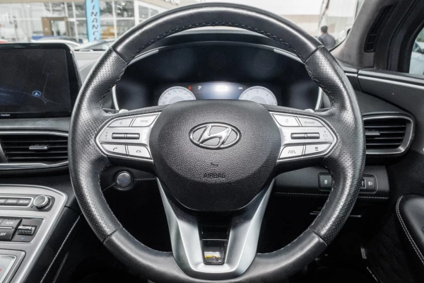 2023 Hyundai Santa Fe TM.V4 Highlander SUV Image 10