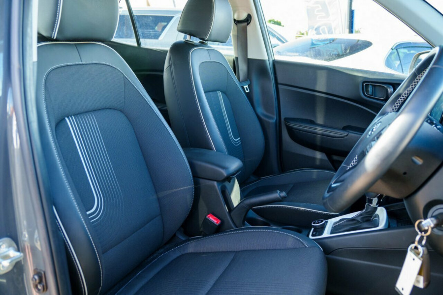 2024 Hyundai Venue QX.V5 Active SUV Image 17