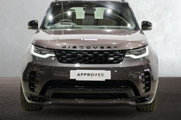 2025 Land Rover Discovery Series 5 D350 Dynamic SE SUV Image 8