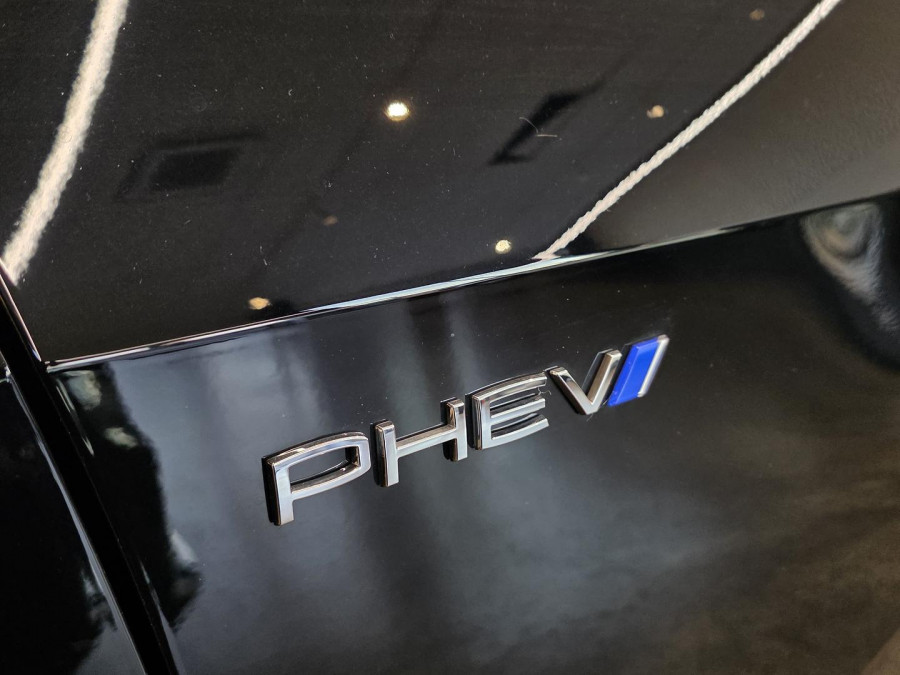 2026 GAC M8 PHEV  Premium People Mover Image 10