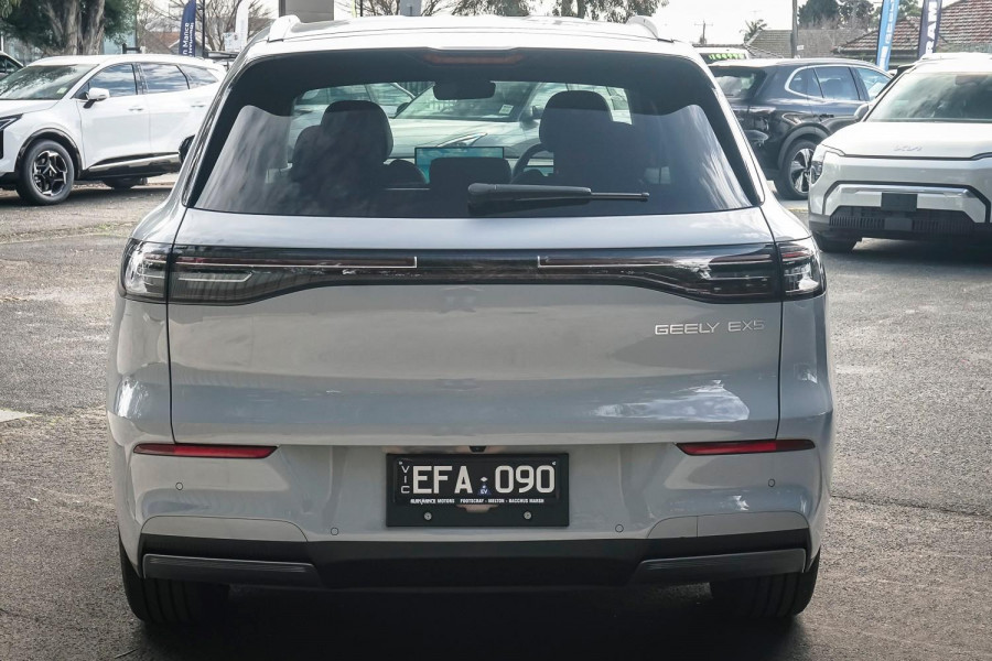 2026 MY27 Geely EX5 E245 Complete Extended Range SUV Image 3
