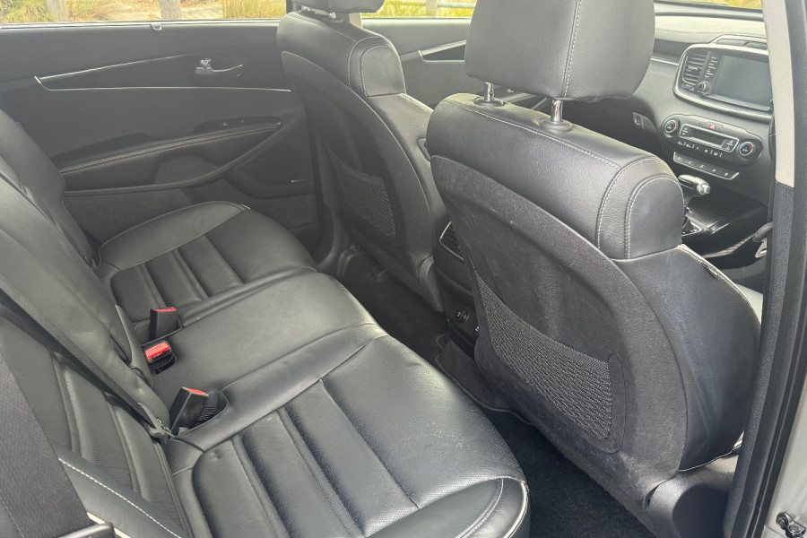 2018 MY19 Kia Sorento UM GT-Line SUV Image 15