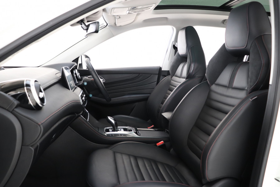2023 MG HS Plus EV Excite Suv Image 10