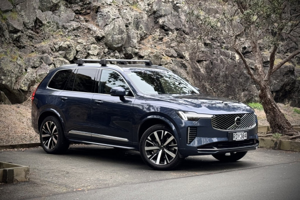 2025 Volvo XC90 L Series Ultra B5 Bright SUV Image 1