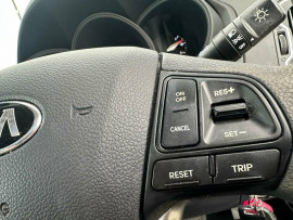 2016 Kia Rio UB S Hatch image 14