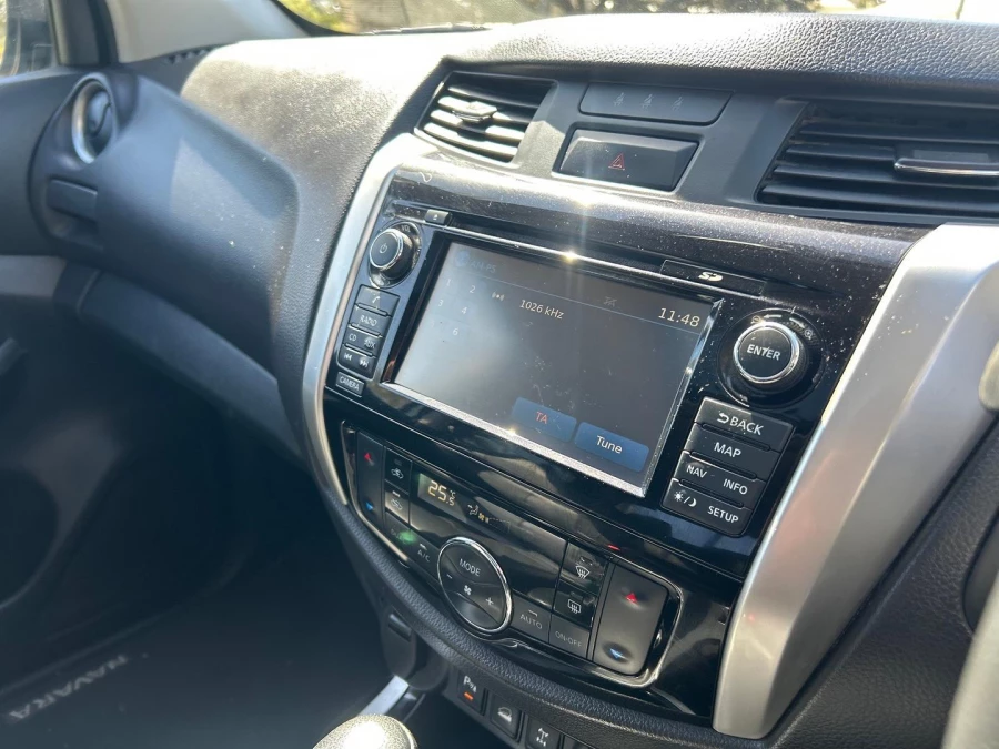 2019 Nissan Navara D23 Series 3 ST-X King Cab Pickup Image 26