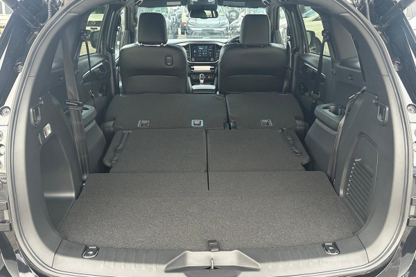 2026 MY25.5 Isuzu MU-X RJ X-TERRAIN SUV Image 24