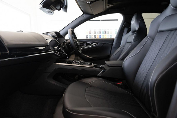 2025 MY26 Aston Martin DBX  707 SUV Image 4