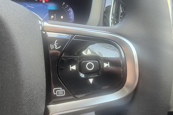 2026 Volvo XC60 UZ Plus B5 Bright SUV Image 21