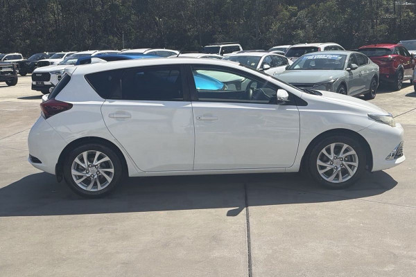 2017 Toyota Corolla ZRE182R Ascent Sport Hatch Image 3