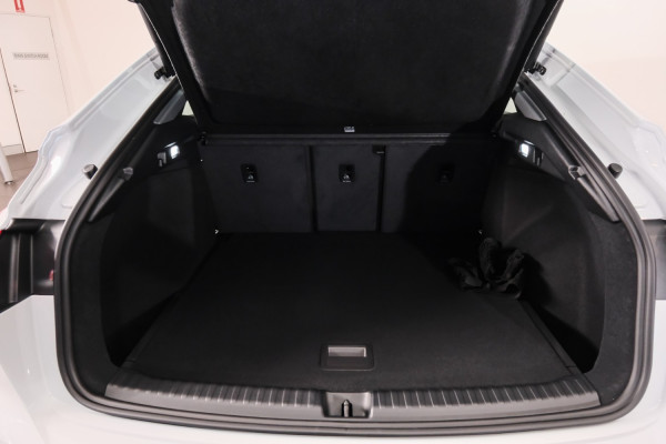 2024 MY25 Audi Q4 e-tron F4 45 SUV image 15