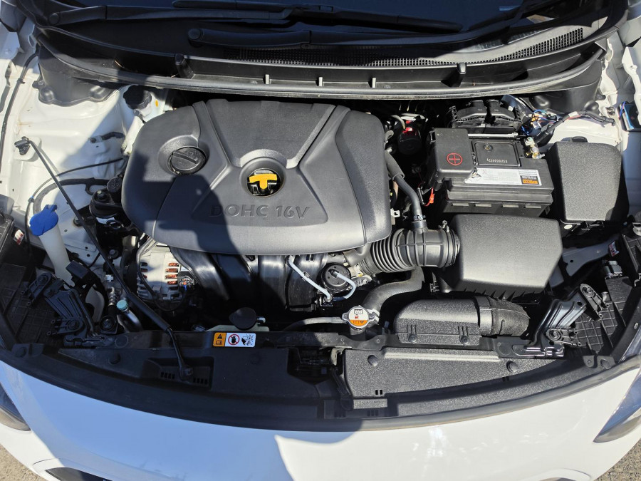 2015 MY16 Hyundai i30 GD3 Series II Active X Hatch Image 19