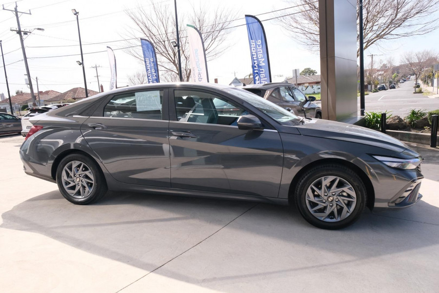 2024 Hyundai i30 CN7.V2 Hybrid Sedan Image 5