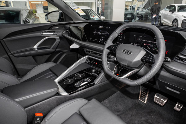 2025 Audi Q5 GU TFSI 150kW SUV image 7