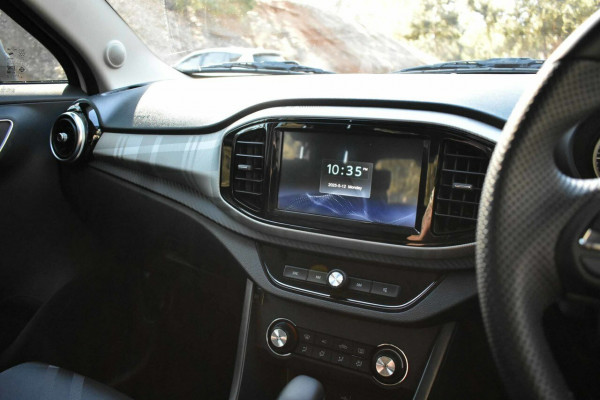 2024 MG MG3 SZP1 Core Hatch