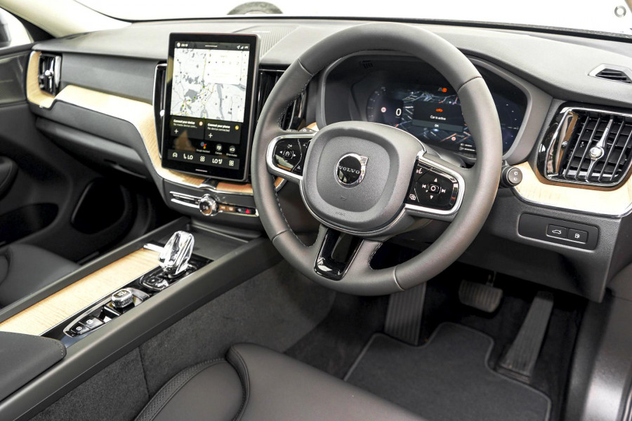 2026 Volvo XC60 UZ Plus B5 Bright SUV Image 7