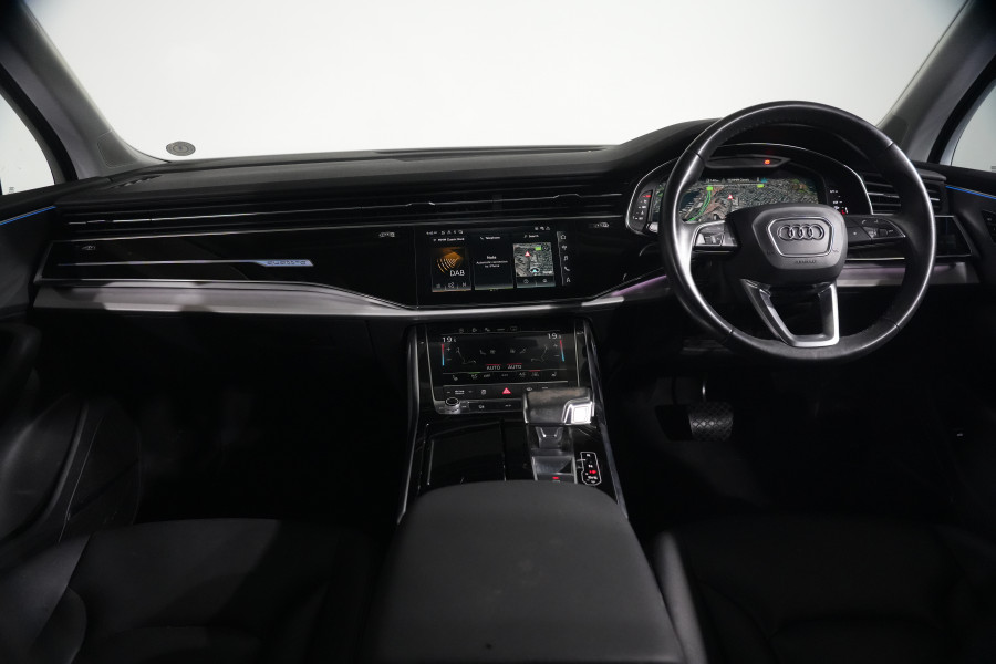 2022 Audi Q7 4M 45 TDI SUV Image 13