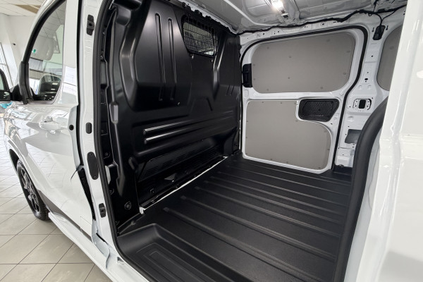 2026 MY27 Ford Transit Custom AV Sport SWB Van Image 13