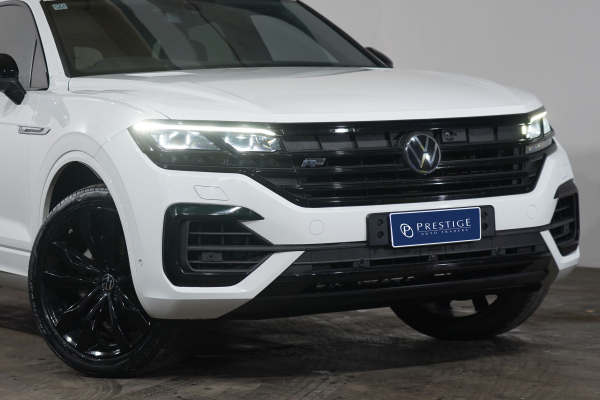 2021 Volkswagen Touareg 210tdi Wolfsburg Edition SUV Image 2