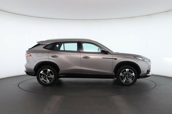 2025 MG HS AS33 Vibe SUV Image 2