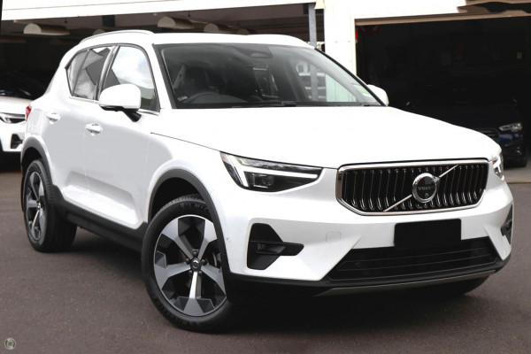 2024 MY25 Volvo XC40  Ultra B4 Bright SUV