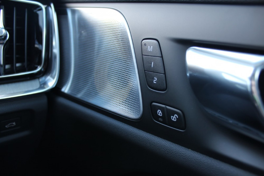 2019 MY20 Volvo S60 (No Series) T5 Inscription Sedan Image 21