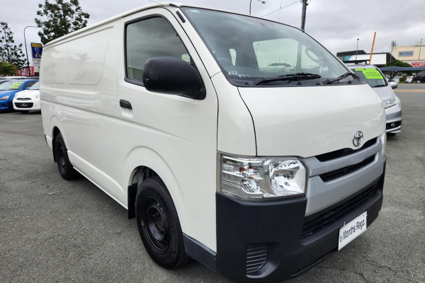 2017 Toyota Hiace KDH201R  Van Image 3