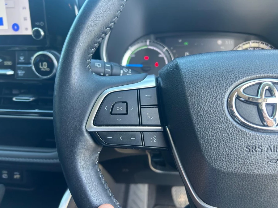 2023 Toyota Kluger TXUA75R (Petrol AWD) GX SUV Image 18