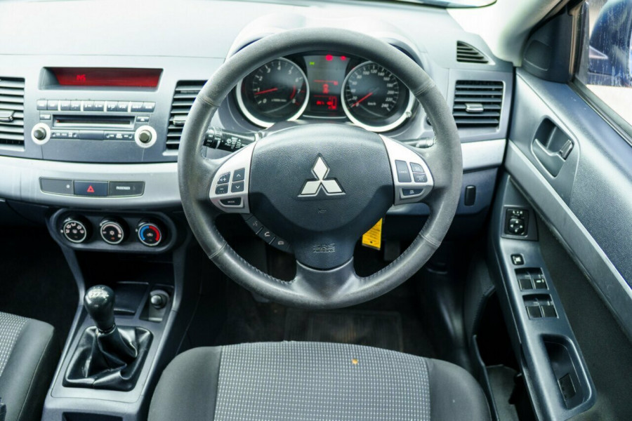 2011 Mitsubishi Lancer CJ ES Hatch Image 9
