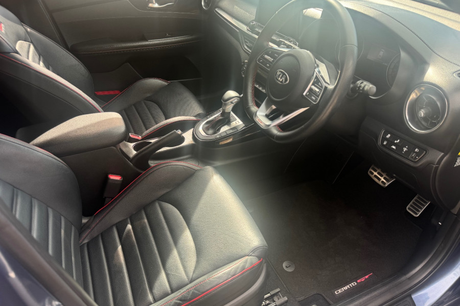2021 MY1  Kia Cerato BD GT Hatch Image 11