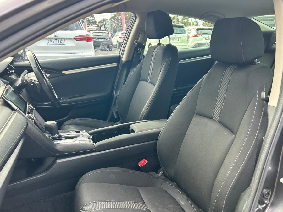2018 Honda Civic 10th Gen VTi-L Sedan Image 15