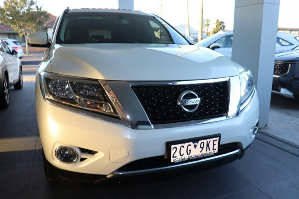 2016 Nissan Pathfinder R52 ST-L SUV