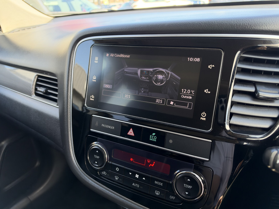 2018 MY18.5 Mitsubishi Outlander ZL Exceed SUV Image 32