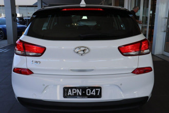 2017 MY18 Hyundai i30 PD Active Hatch