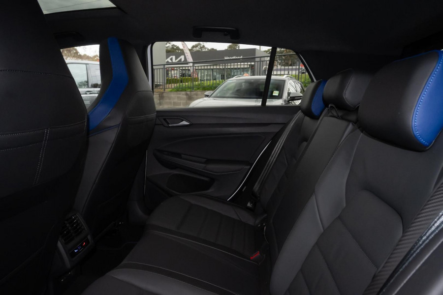 2023 Volkswagen Golf 8 R Hatch Image 9