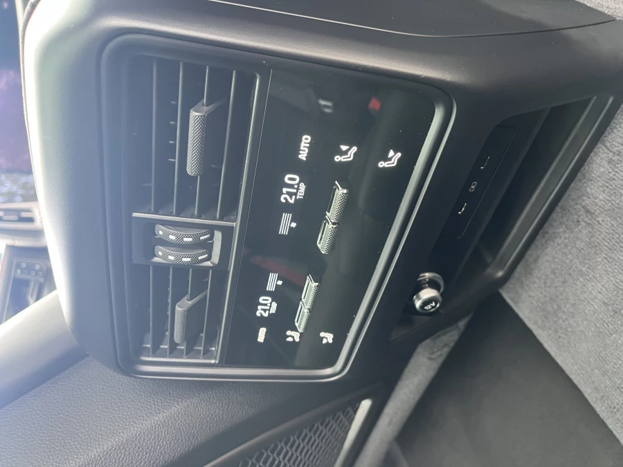 2024 Porsche Cayenne 9YA II GTS SUV Image 44