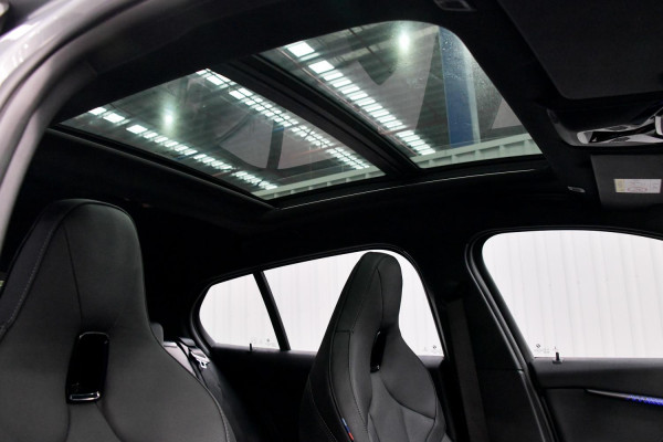 2022 BMW 1 Series F40 M135i xDrive Hatch image 22