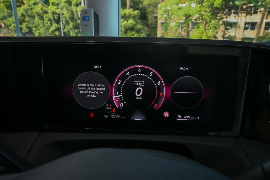 2025 Volkswagen Tiguan CT 150TSI R-Line SUV Image 21