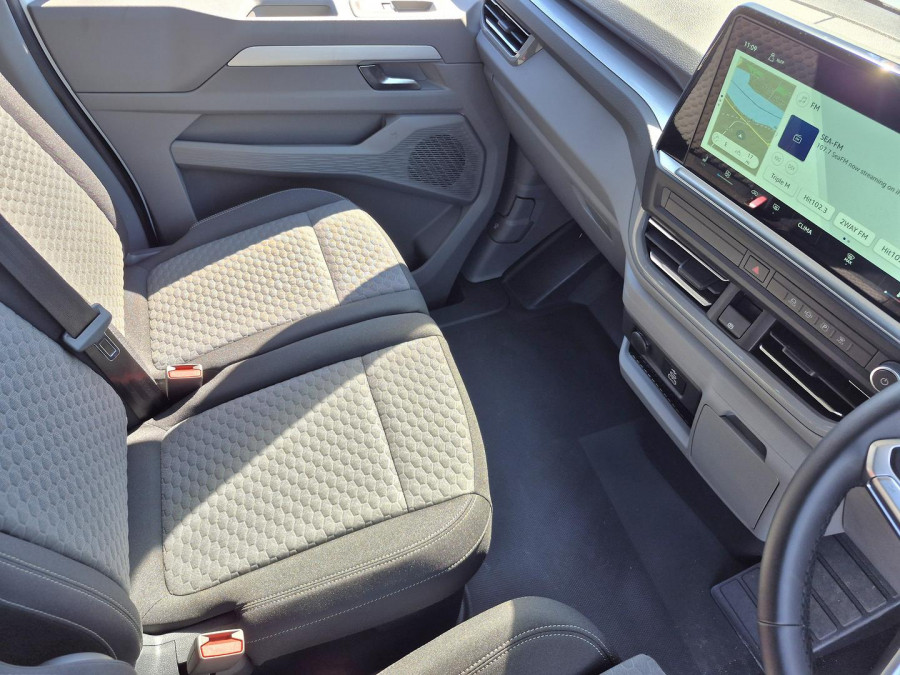 2025 Volkswagen Transporter NSN SWB Van Van Image 17