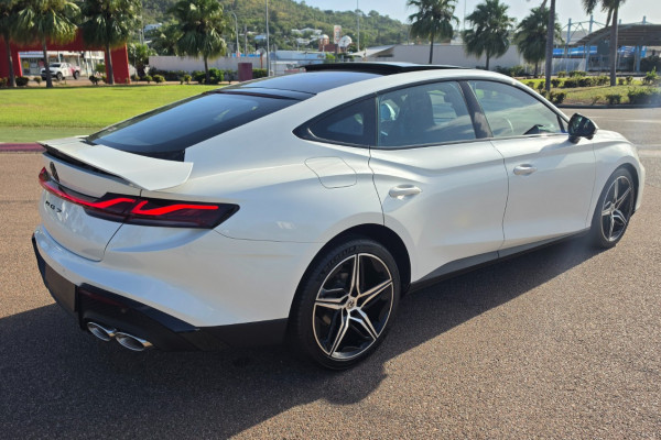 2025 MG MG7  Essence Sedan Image 16